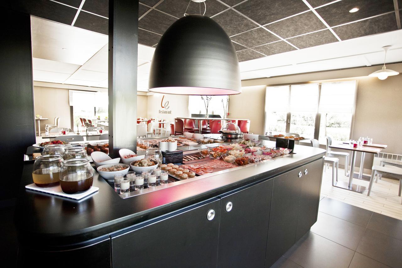 Hotel Campanile Rouen Nord - Barentin Extérieur photo